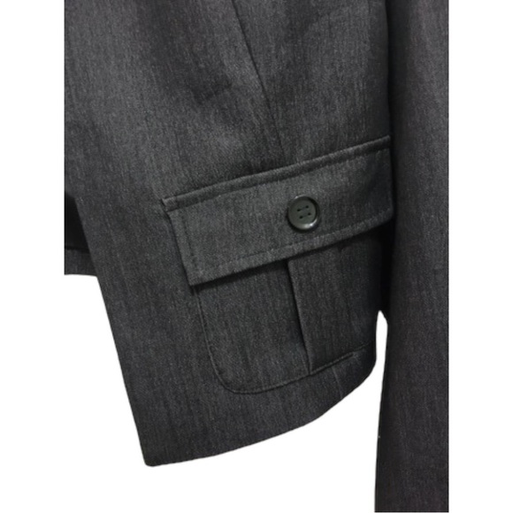 NWT Beautiful Ellen Tracy Blazer, 8 RETAIL $100 - Picture 5 of 11